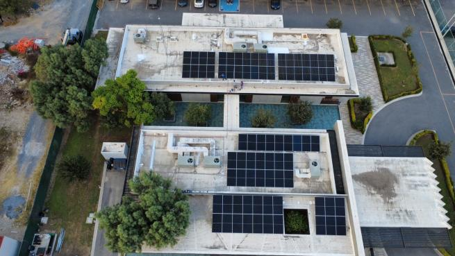 【园区新闻】园区首个太阳能发电站投入使用